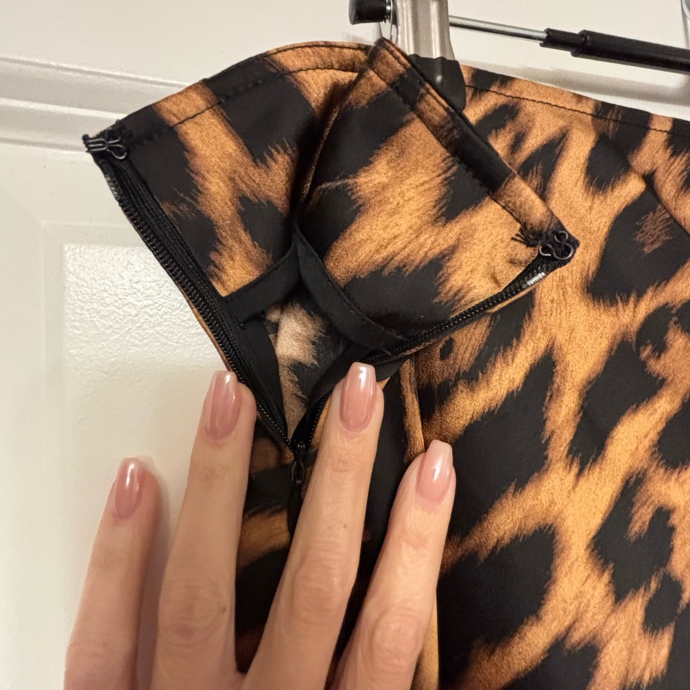 NWT - COMMENSE LEOPARD MAXI SKIRT XL(12) - Picture 5 of 6